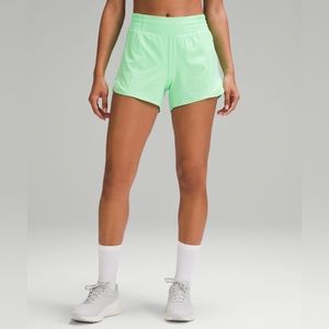 Hotty Hot High-Rise Lined Short 4’’ Size 6 Pistachio Lululemon